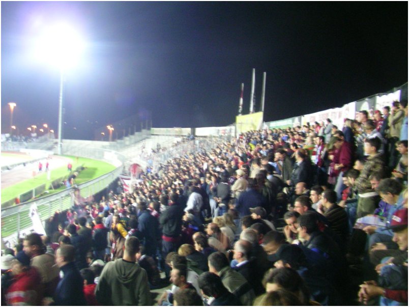 Arezzo - Cesena  30.10.2004 018